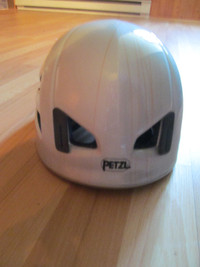 PETZL METEOR III CASQUE ALPINISME NEUF