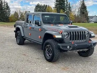 2021 Jeep Gladiator Mojave 4X4 – MINT CONDITION – Fully Loaded – $47,300 This 2021 Gladiator Mojave...