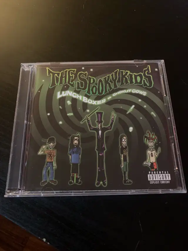 Marilyn Manson & The Spooky Kids: Lunch Boxes & Choklit cow RARE628632847347221212