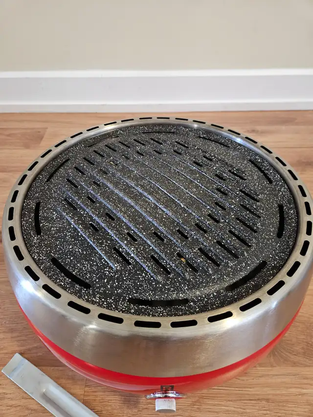 Ricardo Portable BBQ - Red in BBQs & Outdoor Cooking in City of Toronto - Image 7