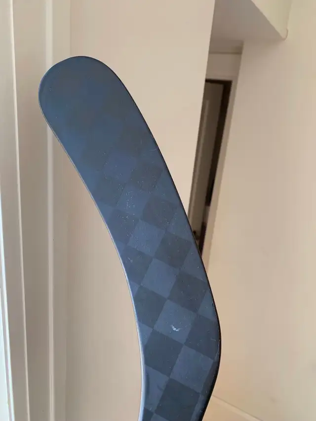 Sherwood Code Encrypt 1 Hockey Stick in Hockey in Winnipeg - Image 6