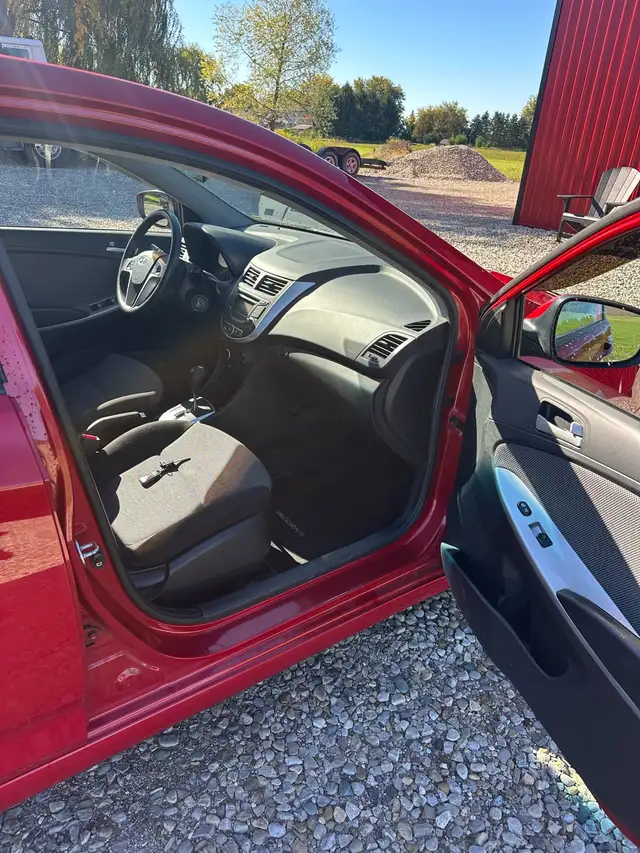 2012 Hyundai Accent 596423486231685126