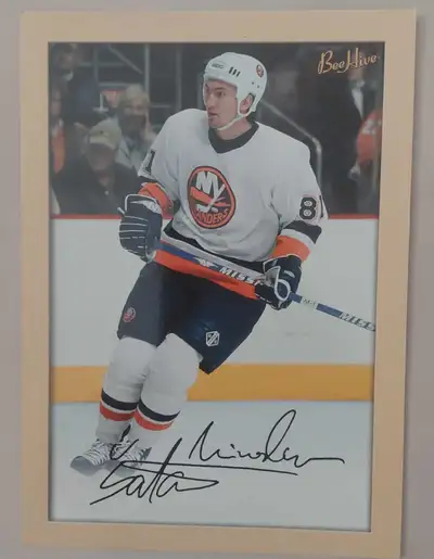 Miroslav Satan Bee Hive Hockey Cards This item can be lettermailed