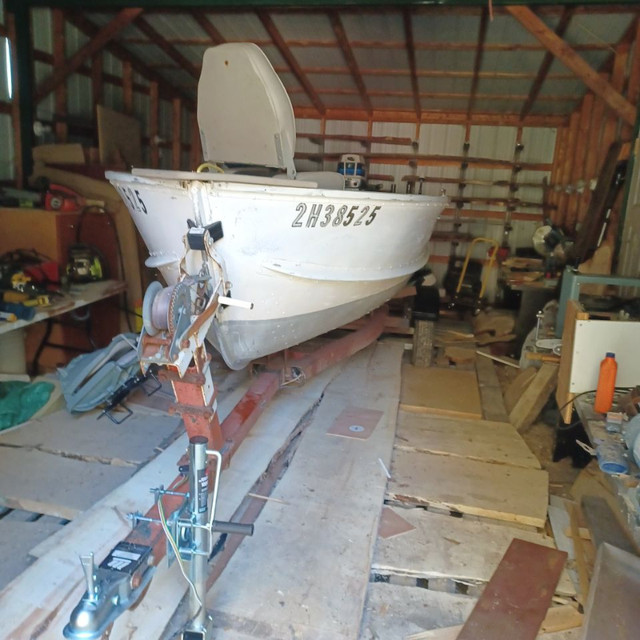 14 ft  Aluminum , Jon Boat and trailer in Powerboats & Motorboats in Strathcona County