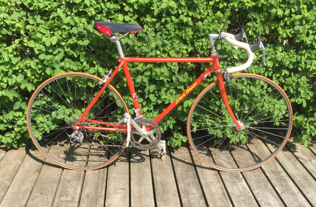 Vélo de route Steve Bauer Whilwind dans De route  à Longueuil/Rive Sud