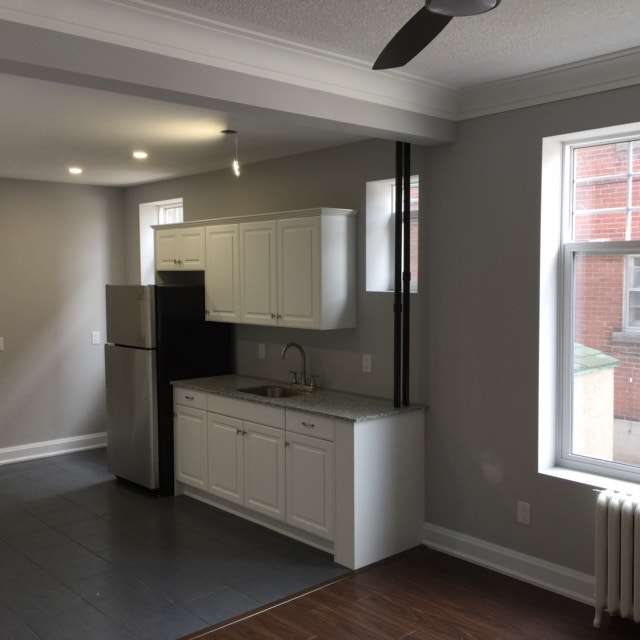 One Bedroom Unit in Century Home 4