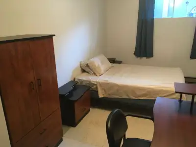 chambre a louer pres université de sherbrooke