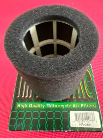 New in box Vulcan en 500 models yrs. 90 - 96 replacement air filter HiFlo performance HFA2501 New &...