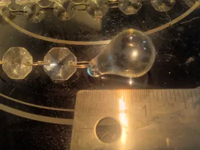 Cristaux pour chandelier - Clear Crystal prisms 15x15mm, View more