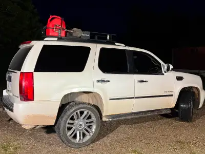 Amazing Escalade, well taken care of. It is our daily driver and the family loves it. We are selling...