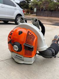 STIHL BR700 BLOWER