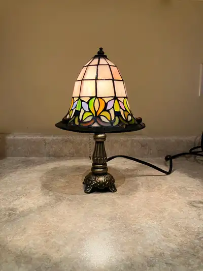 Small Tiffany Style Lamp, View more