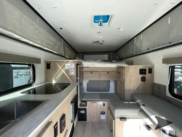 2025 Palomino truck camper SS-550 in RVs & Motorhomes in Québec City - Image 6
