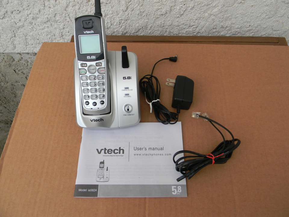 VTech cordless phone - needs new battery | Home Phones & Answering ...