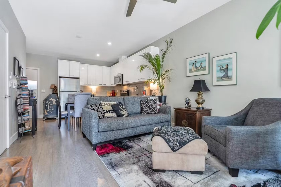 One bedroom and den apartment for rent 5