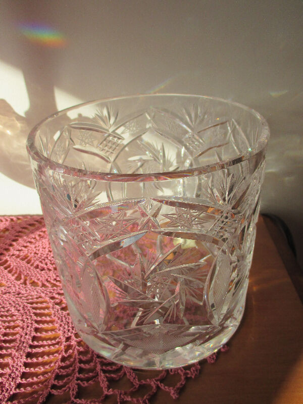 Pinwheel Crystal Biscuit Barrel in Other in Fredericton - Image 3