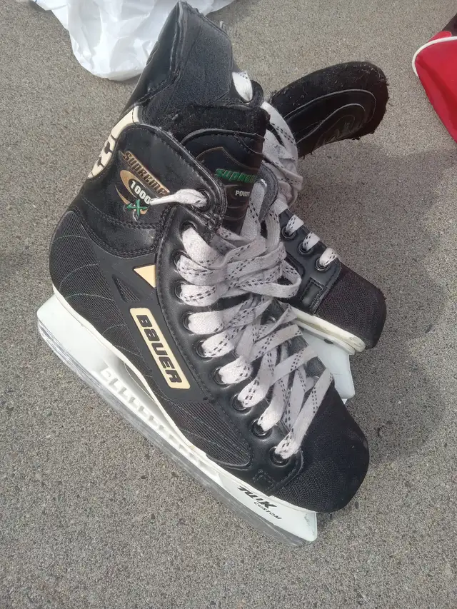 Hockey skates in Hockey in Prince George - Image 2