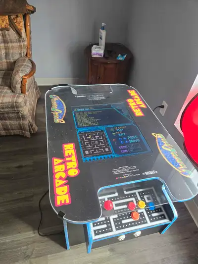 retro arcade, View more