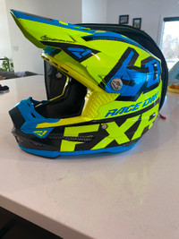 FXR 6D Mens Small Motocross helmet