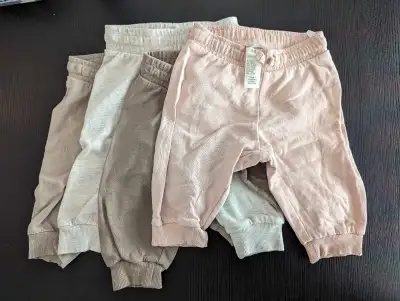 H&M baby pants - 4-6 months
