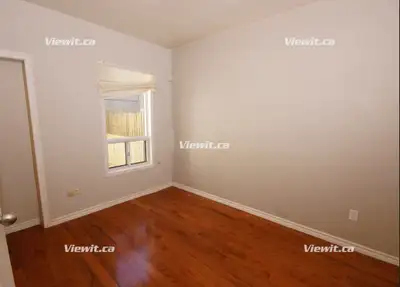Private, unfurnished room for rent in the Annex, Toronto! (1,250/month per person) (3 rooms) The fir...