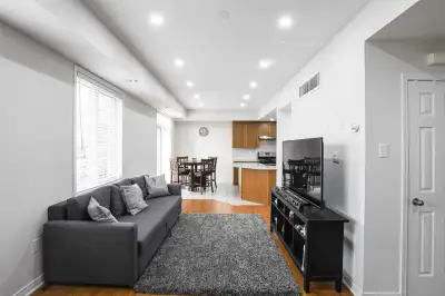 FOR RENT — Modern 2 Bed + Den Townhouse in Brampton! Welcome to your new home at 180 Howden Blvd — a...