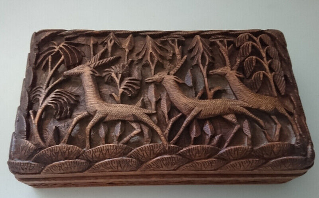Vintage Carved Wood Box Jewelry with Antelopes & Trees in Arts & Collectibles in Oshawa / Durham Region