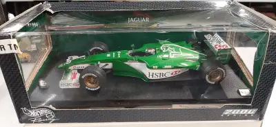 Diecast 2000 Racing Jaguar R1 #7 E. Irvine Hot Wheels 1/18, View more