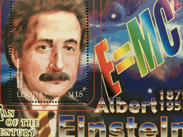 TIMBRE FEUILLET, LÉSOTHO 2000, EINSTEIN. in Arts & Collectibles in Longueuil / South Shore - Image 2