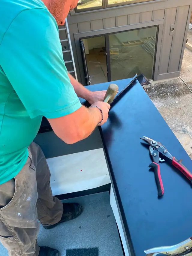 Roofing service522604435253514243
