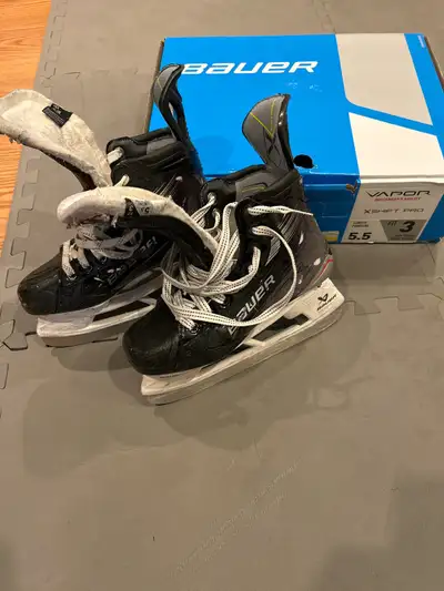 Bauer Vapor X Shift Pro Hockey Skates (2023) size 5., View more