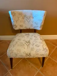 Living Room Accent Chair