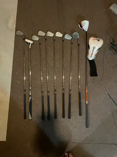 Left handed TaylorMade Golf Clubs and Bag, View more
