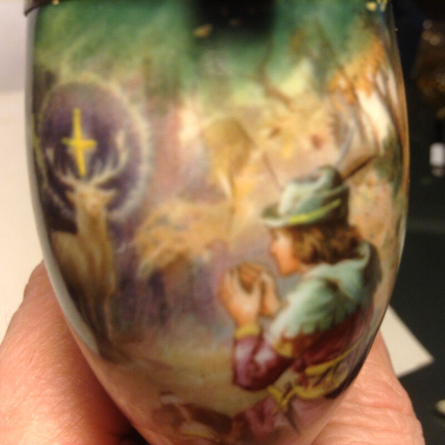 ANTIQUE GERMAN PORCELAIN LONG PIPE BOWL SCENE in Arts & Collectibles in Vancouver - Image 3