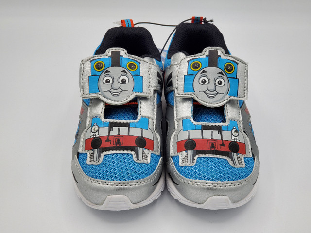 Thomas & Friends Boys Lighted Shoes 2 sizes / chaussures garçons dans Enfants et jeunesse  à Ouest de l’Île - Image 3