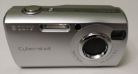 NEW Sony Cyber-shot Digital Camera DSC-S40 4.1 Mega Pixels