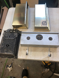 SELECTION OF WALL MOUNTED METAL MAIL BOXES #V0597