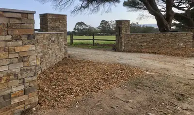 WILL NOT SEPARATE !!!!!! Aprox. 20 tonne of Stone for Landscaping and masonry builds. Variety of siz...