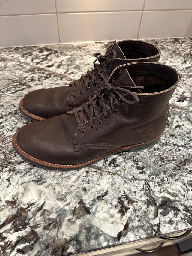 Red Wing Heritage Merchant 8061  in Men's Shoes in Strathcona County - Image 2