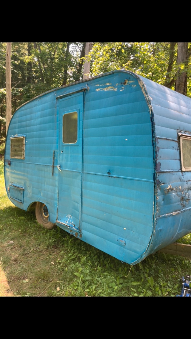 10 vintage retro campers trailers office travel bunkie storage  in Park Models in Barrie - Image 2