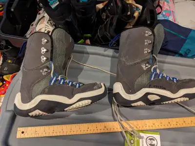Snowboard boot - child - size 5, View more