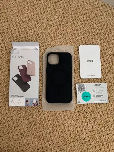Brand new in box, never used. iPhone 15 MagSafe Case. Colour is black. Silicone case so it's grippy...
