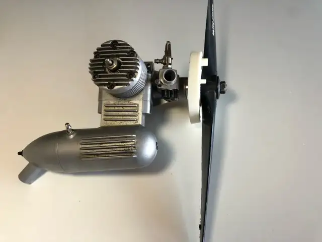 GP 40 RC engine