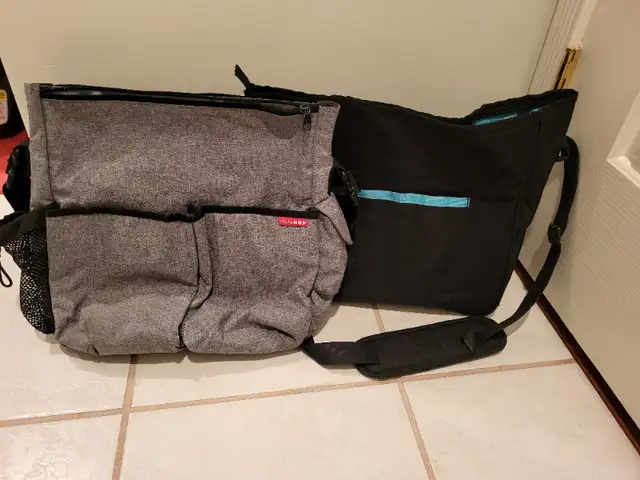 Diaper bags- Used like new in Other in Vancouver - Image 2