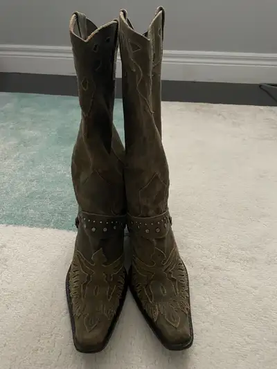 Mia Suede leather western/cowboy boots women’s 7.5, View more