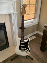 Fender Performer Stratocaster