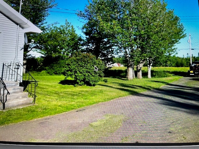 House for rent in rural Amherst 1