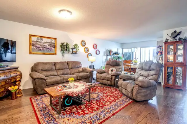 1208-80 Alton Towers Circle 2Bed2Wr ***SOLD*** in Condos for Sale in City of Toronto - Image 21
