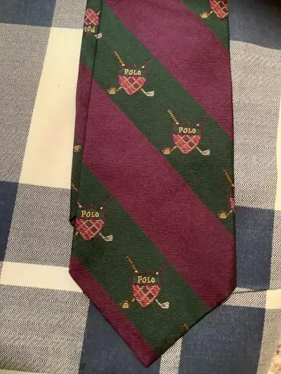 20-30years old,,, LIKE NEW! Might have been worn once. Doubt you’ll find another like it in this con...