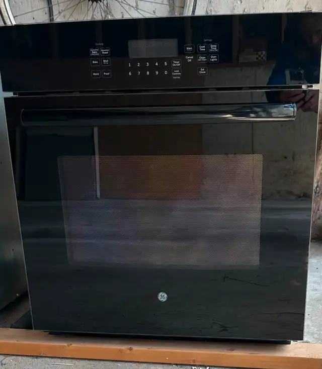 G.E, Wall Oven Used62864364145025121
